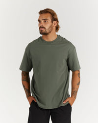 CLASSIC TONAL TEE - PESTO